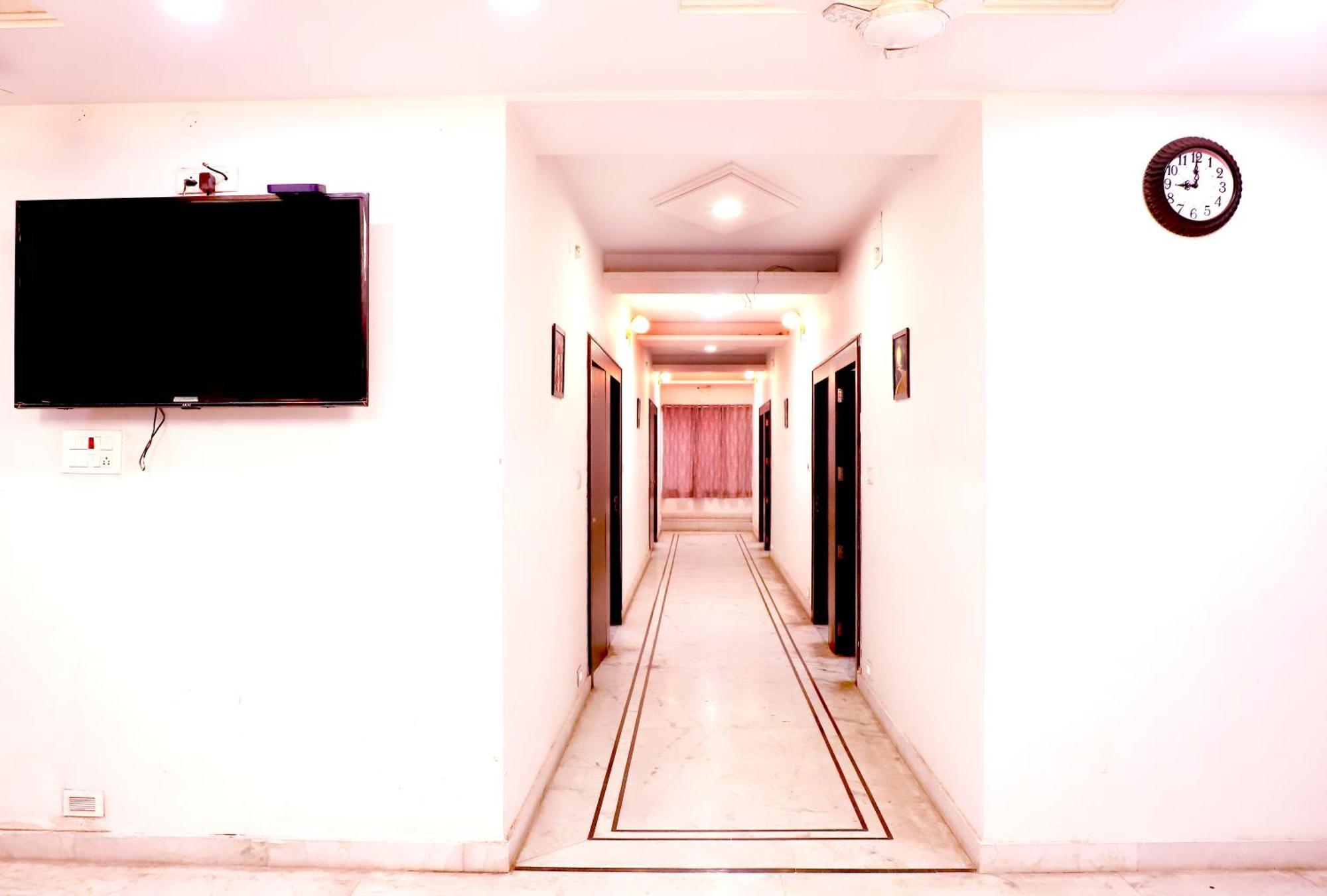 Hotel River View Khagaria Buitenkant foto