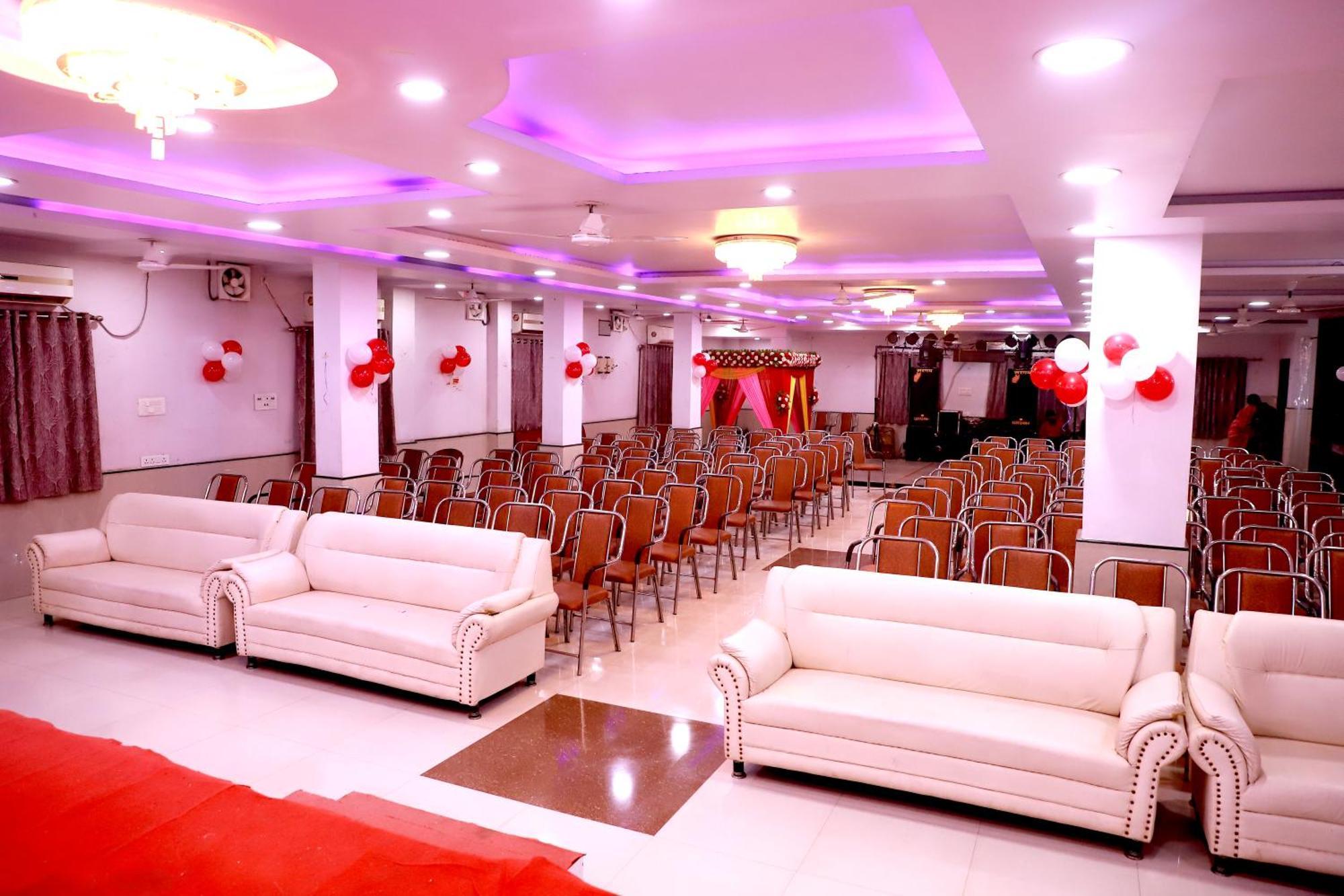 Hotel River View Khagaria Buitenkant foto